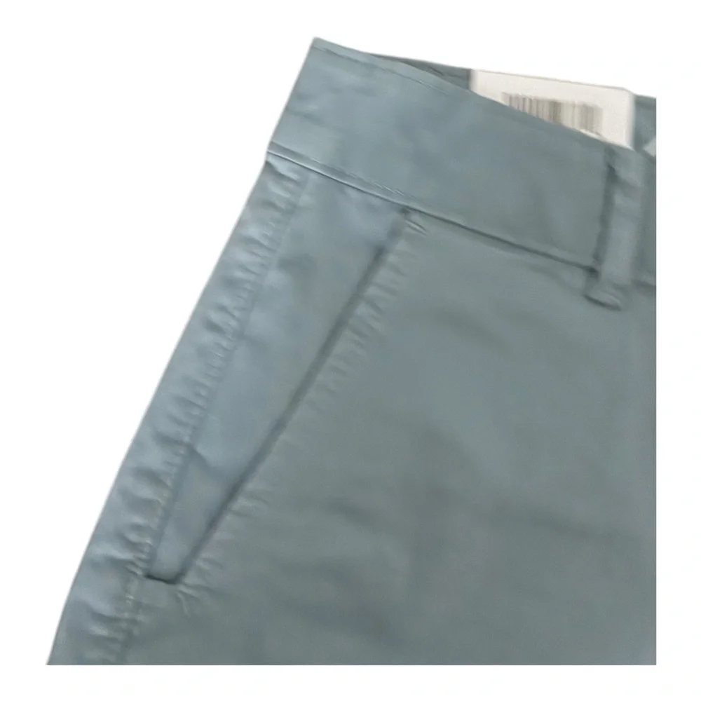 Eddie Bauer Women’s Legend Wash Slightly Curvy Shorts Size 4 Light‎ Blue New - Picture 3 of 10